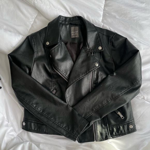 Leather jacket - Picture 4 of 4